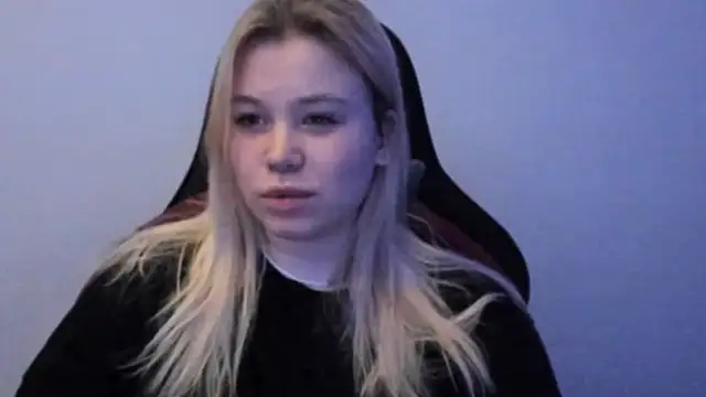 Lulu Di online show from 02.02.26