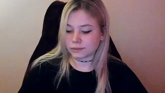 Lulu Di online show from 02.05.26