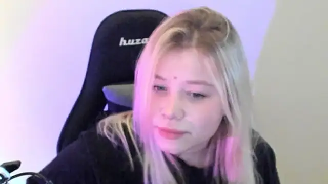 Lulu Di online show from 02.20.26