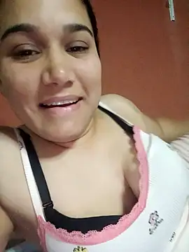 Snapshot of danagon16 chatting on 02.06.26 danagon16 online show from 02.06.26