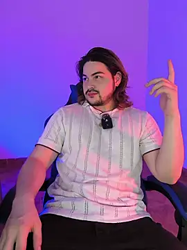 Snapshot of Derek_Vow chatting on 02.06.26 Derek Vow online show from 02.06.26