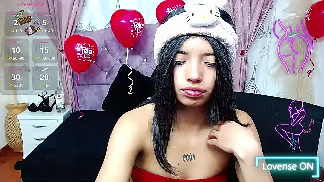 Esmeralda-18 online show from 02.27.26