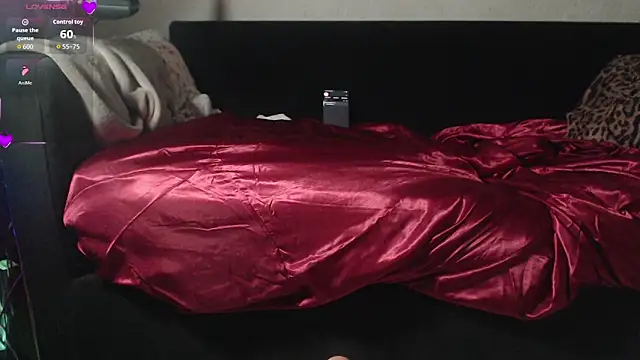 Julieibix online show from 04.18.26