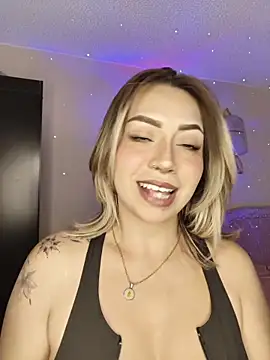 Snapshot of BellaDonna_16 chatting on 05.15.26 BellaDonna 16 online show from 05.15.26