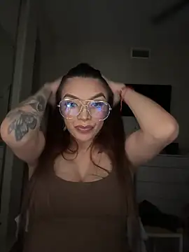 Snapshot of Mandygonewild chatting on 03.10.26 Mandygonewild online show from 03.10.26