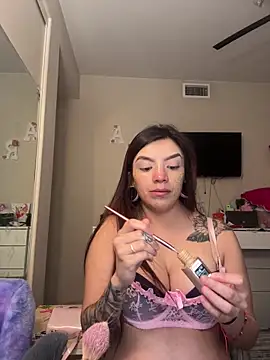 Snapshot of Mandygonewild chatting on 03.17.26 Mandygonewild online show from 03.17.26