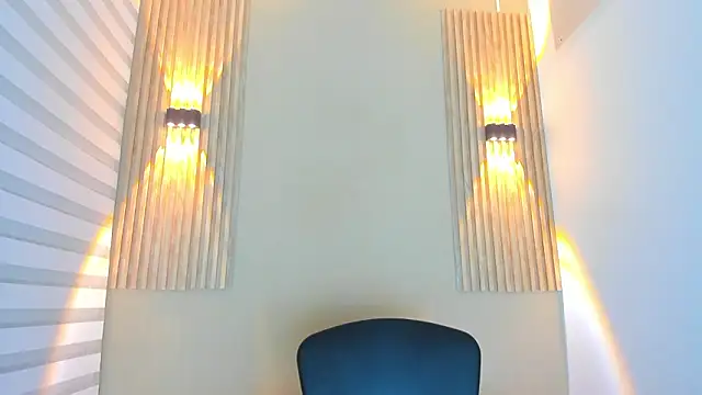 Snapshot of lian_cameron chatting on 02.02.26 lian cameron online show from 02.02.26