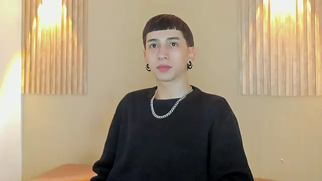 Snapshot of lian_cameron chatting on 02.26.26 lian cameron online show from 02.26.26