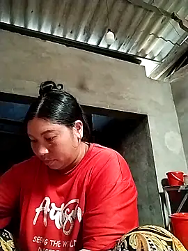 kussecka online show from 04.16.26