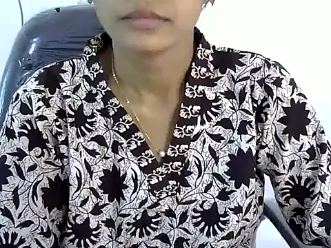 Snapshot of Kulsum_S chatting on 03.12.26 Kulsum S online show from 03.12.26