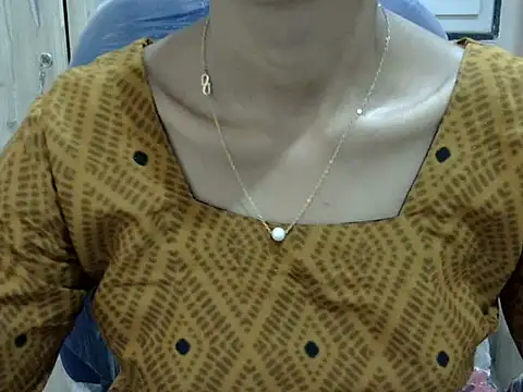 Snapshot of Kulsum_S chatting on 03.24.26 Kulsum S online show from 03.24.26