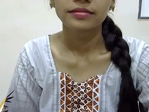 Snapshot of Kulsum_S chatting on 05.04.26 Kulsum S online show from 05.04.26