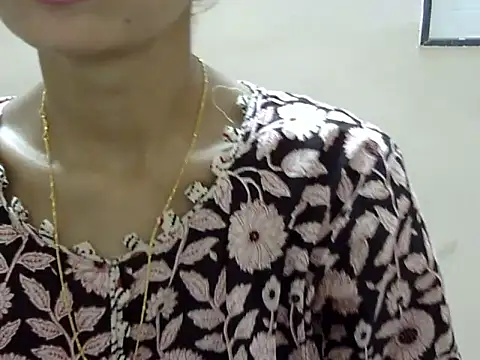 Snapshot of Kulsum_S chatting on 05.09.26 Kulsum S online show from 05.09.26