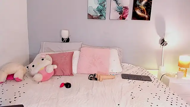 Snapshot of DomenicaW chatting on 01.19.26 DomenicaW online show from 01.19.26