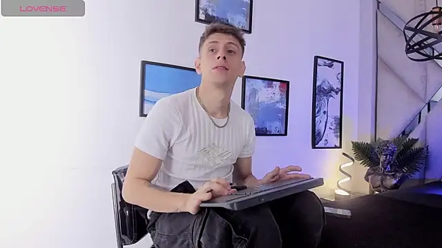 Jasper  jones online show from 02.19.26