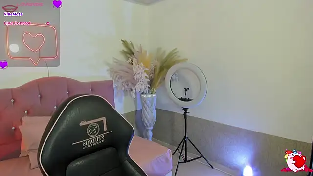 SABRIINA TAY online show from 02.05.26