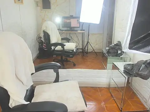 Snapshot of Shara_Oz chatting on 02.07.26 Shara Oz online show from 02.07.26