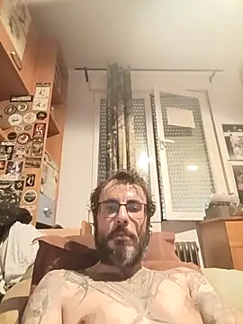 Snapshot of MrFumao chatting on 05.01.26 MrFumao online show from 05.01.26