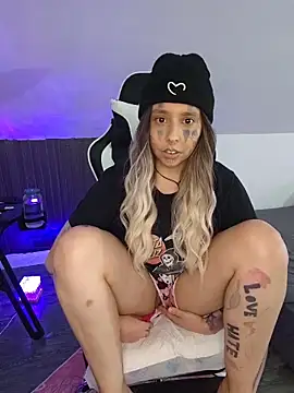 ThatAltGirl online show from 05.15.26