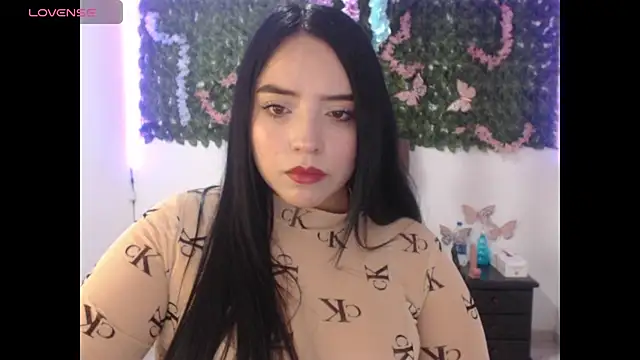 Snapshot of adara_cute_69 chatting on 06.30.26 adara cute 69 online show from 06.30.26