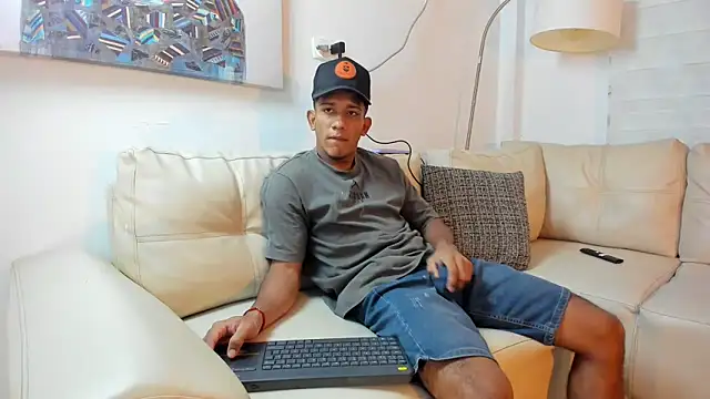 Snapshot of ricky_spensar23cm_ chatting on 03.21.26 ricky spensar23cm online show from 03.21.26