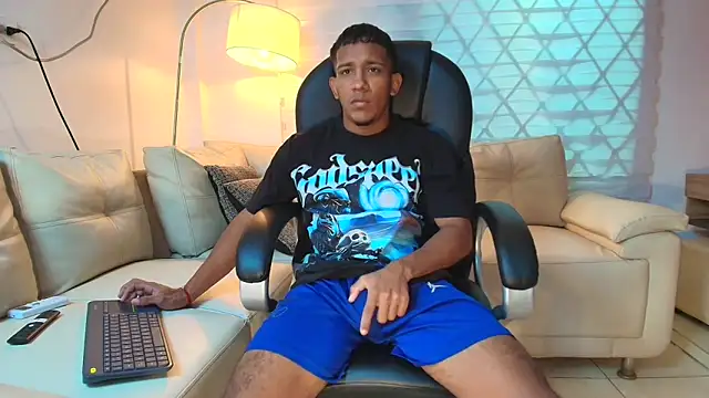 Snapshot of ricky_spensar23cm_ chatting on 04.06.26 ricky spensar23cm online show from 04.06.26