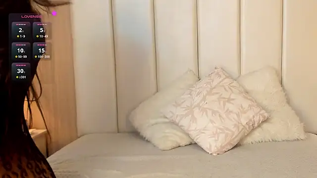 Snapshot of Leah_McCartney chatting on 02.26.26 Leah McCartney online show from 02.26.26