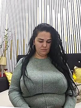 Snapshot of VickyVice chatting on 02.04.26 VickyVice online show from 02.04.26