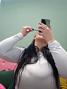 Snapshot of VickyVice chatting on 02.06.26 VickyVice online show from 02.06.26