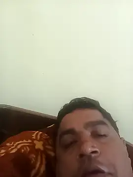 Snapshot of deshilnd chatting on 05.18.26 deshilnd online show from 05.18.26