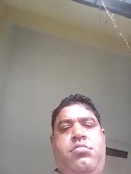Snapshot of deshilnd chatting on 05.19.26 deshilnd online show from 05.19.26