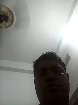 Snapshot of deshilnd chatting on 05.30.26 deshilnd online show from 05.30.26