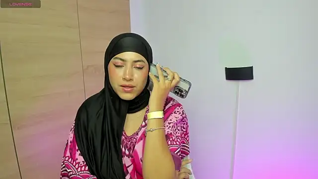 LAY LA  online show from 03.04.26