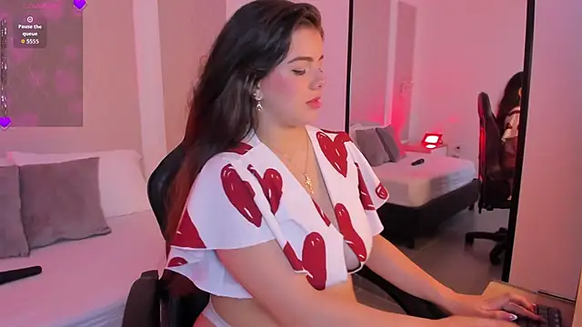 Snapshot of ximena_dork chatting on 02.14.26 ximena dork online show from 02.14.26