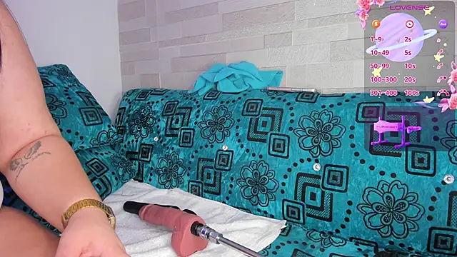 Snapshot of Julieta_jane_ss chatting on 02.15.26 Julieta jane ss online show from 02.15.26