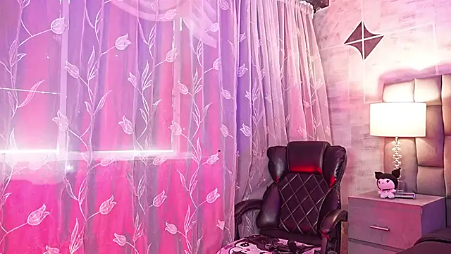 SweetDevil 7 online show from 04.12.26