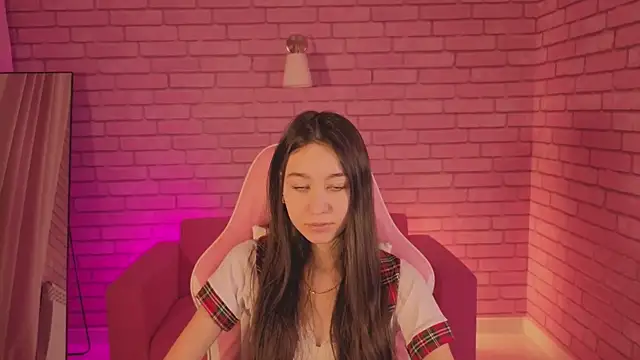 Nicole Brownie online show from 02.14.26