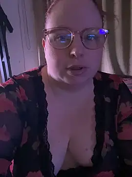 Sarahtjeuh  online show from 04.15.26