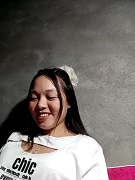 Snapshot of Rose-222 chatting on 02.19.26 Rose-222 online show from 02.19.26