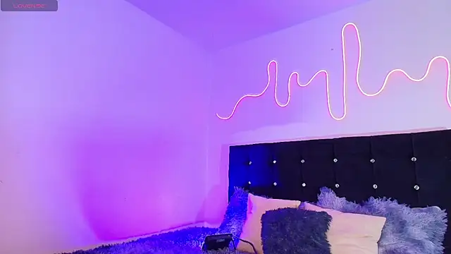 Martina Sky  online show from 03.25.26