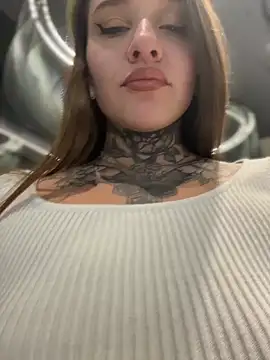 Snapshot of KishaMur chatting on 02.11.26 KishaMur online show from 02.11.26