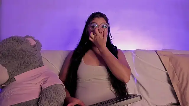 ViolettM online show from 02.12.26