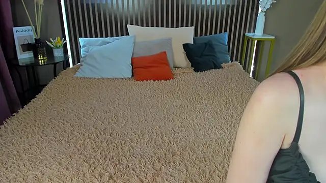 Snapshot of Betty_Andrews chatting on 02.18.26 Betty Andrews online show from 02.18.26