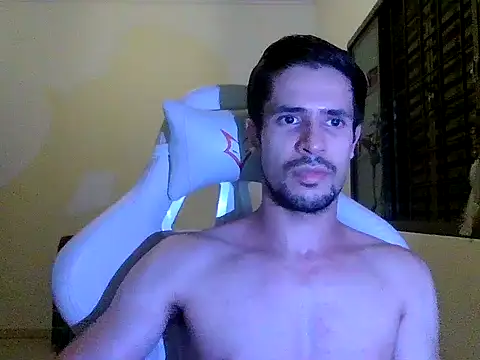 Snapshot of Cshunderlick chatting on 02.18.26 Cshunderlick online show from 02.18.26