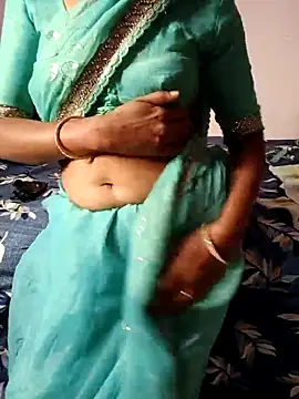 Snapshot of desicpl26 chatting on 02.04.26 desicpl26 online show from 02.04.26