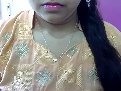 Cute Aliyaa online show from 04.03.26