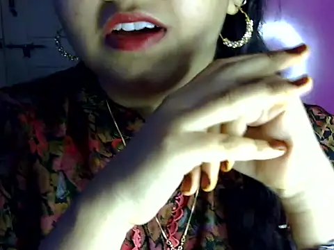 Cute Aliyaa online show from 07.05.26