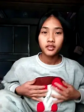 Hoa-tuylip online show from 02.20.26