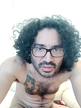 Batou1683 online show from 04.14.26