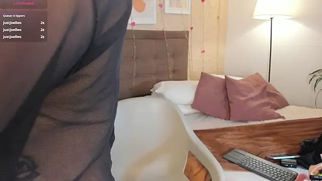 SalomeStorm  online show from 02.10.26